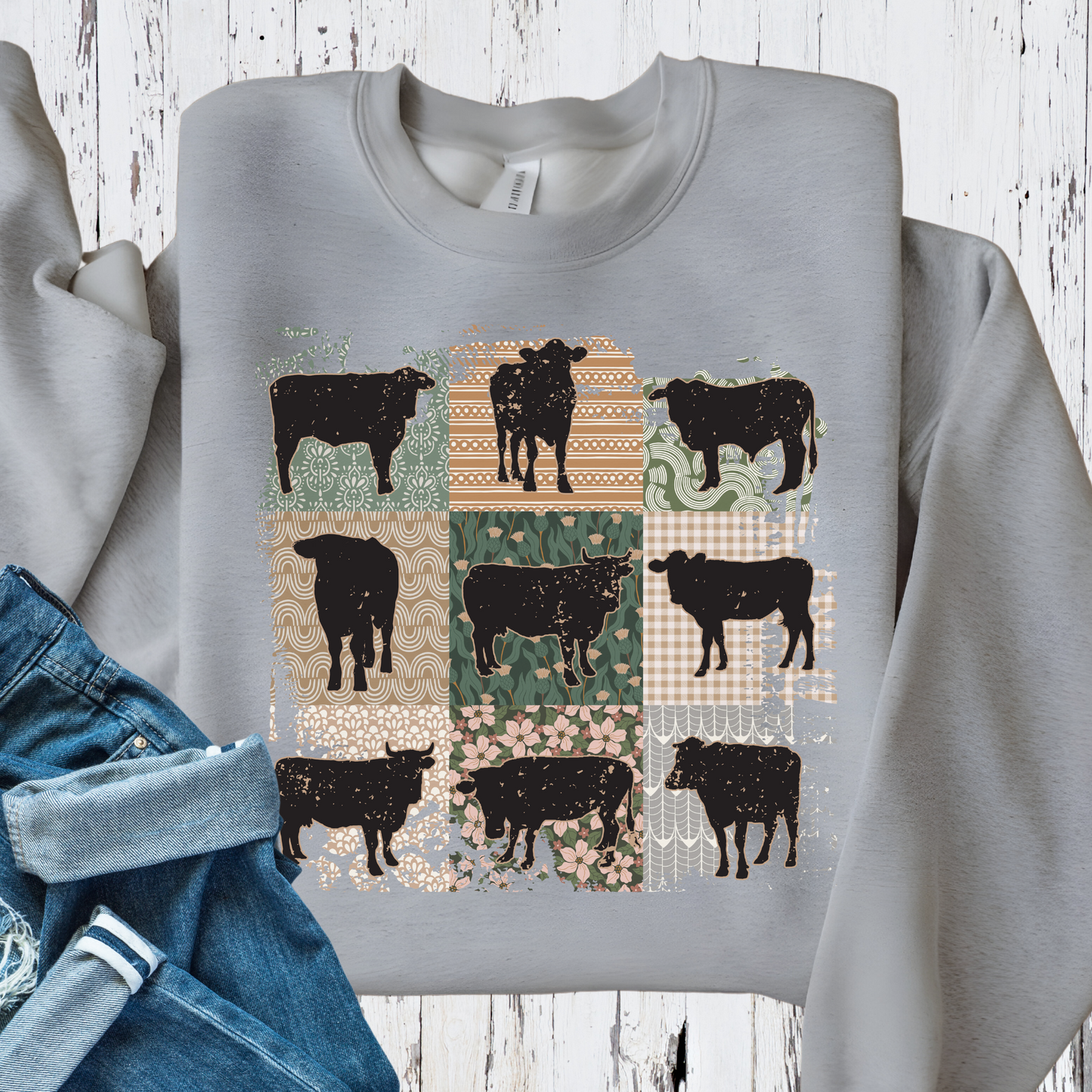 Vintage Quilt Cow Shirt, Western Graphic T Shirt Cow Sweatshirt, Comfort Western Wear Gifts for Cow Lovers